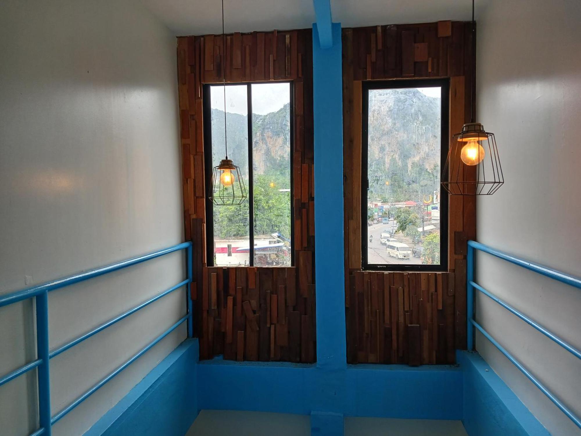 The Hangout Hostel Ao Nang Exteriör bild